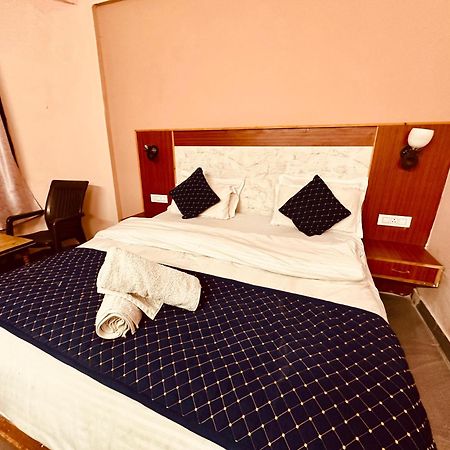 Hotel D Kanchan Manali Экстерьер фото