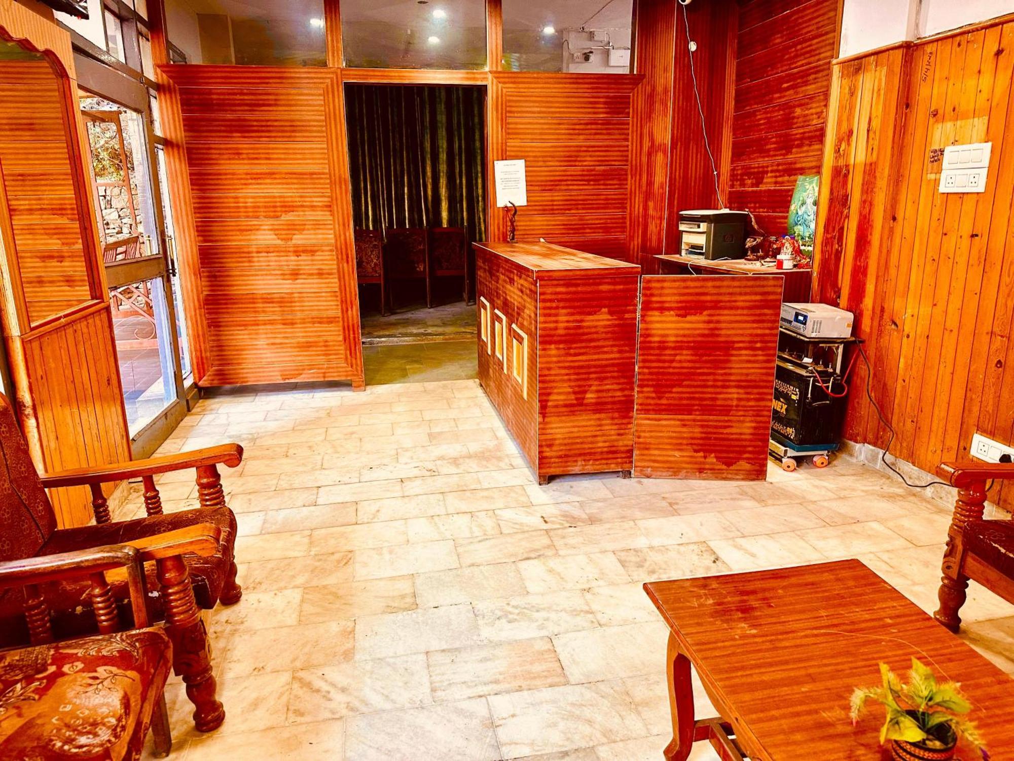 Hotel D Kanchan Manali Экстерьер фото